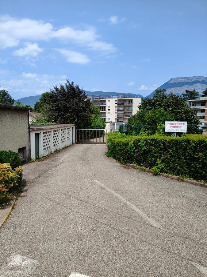 Appartement L'Edelweiss Campus & Parking Prive Securise à Gières Extérieur photo